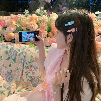 镜中的女孩 在线观看
